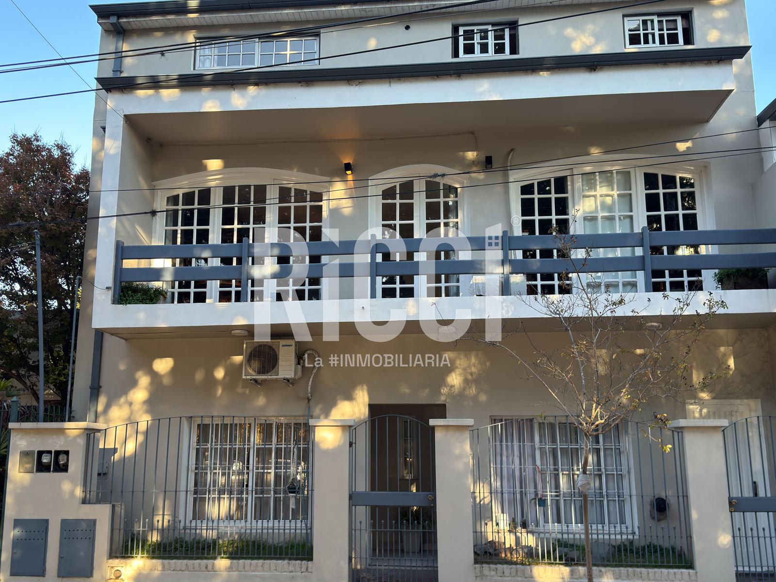 Foto Casa en Venta en Berazategui, Berazategui calle 5  al 5100