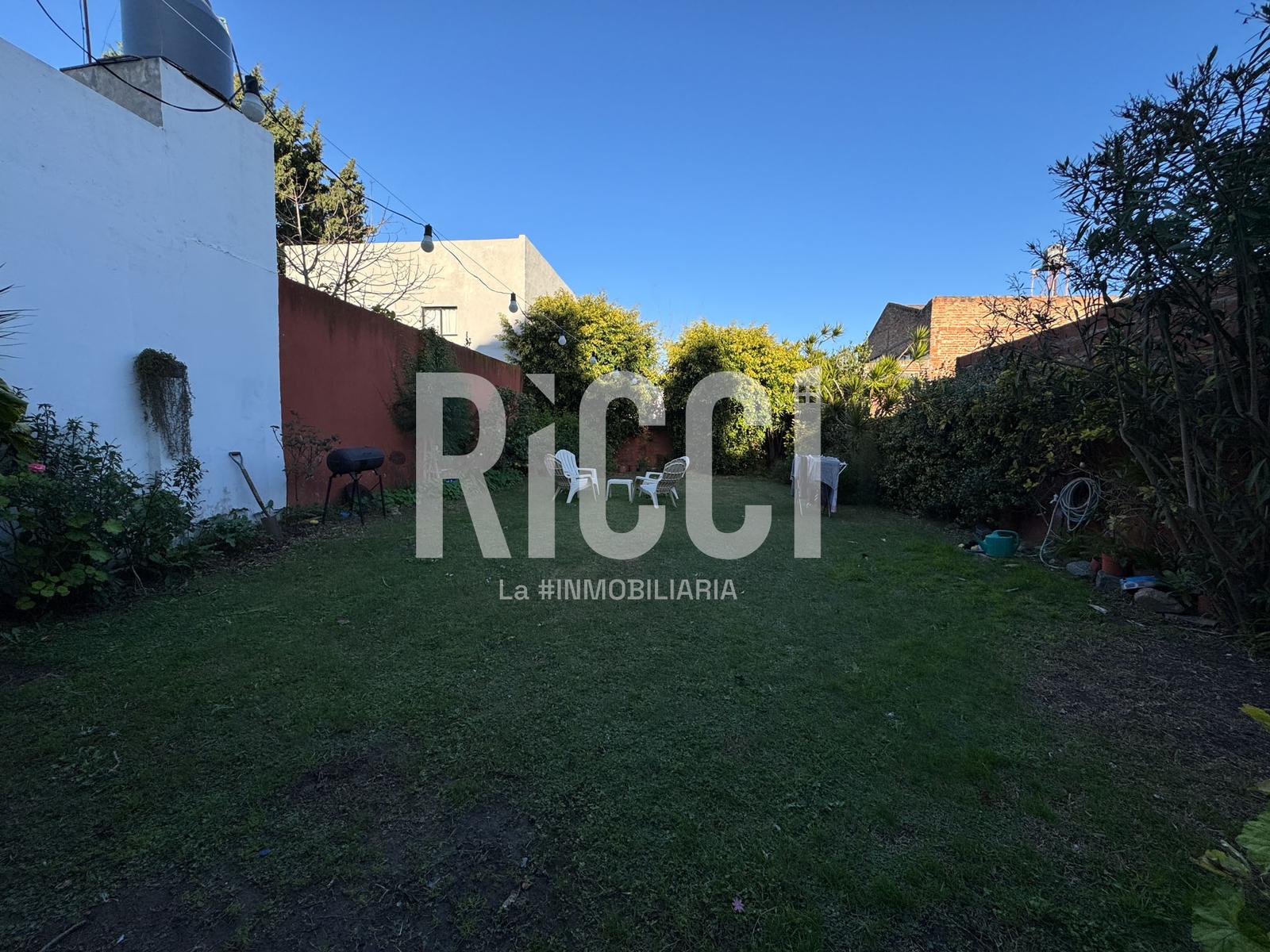 Foto Casa en Venta en Berazategui, Berazategui calle 5  al 5100