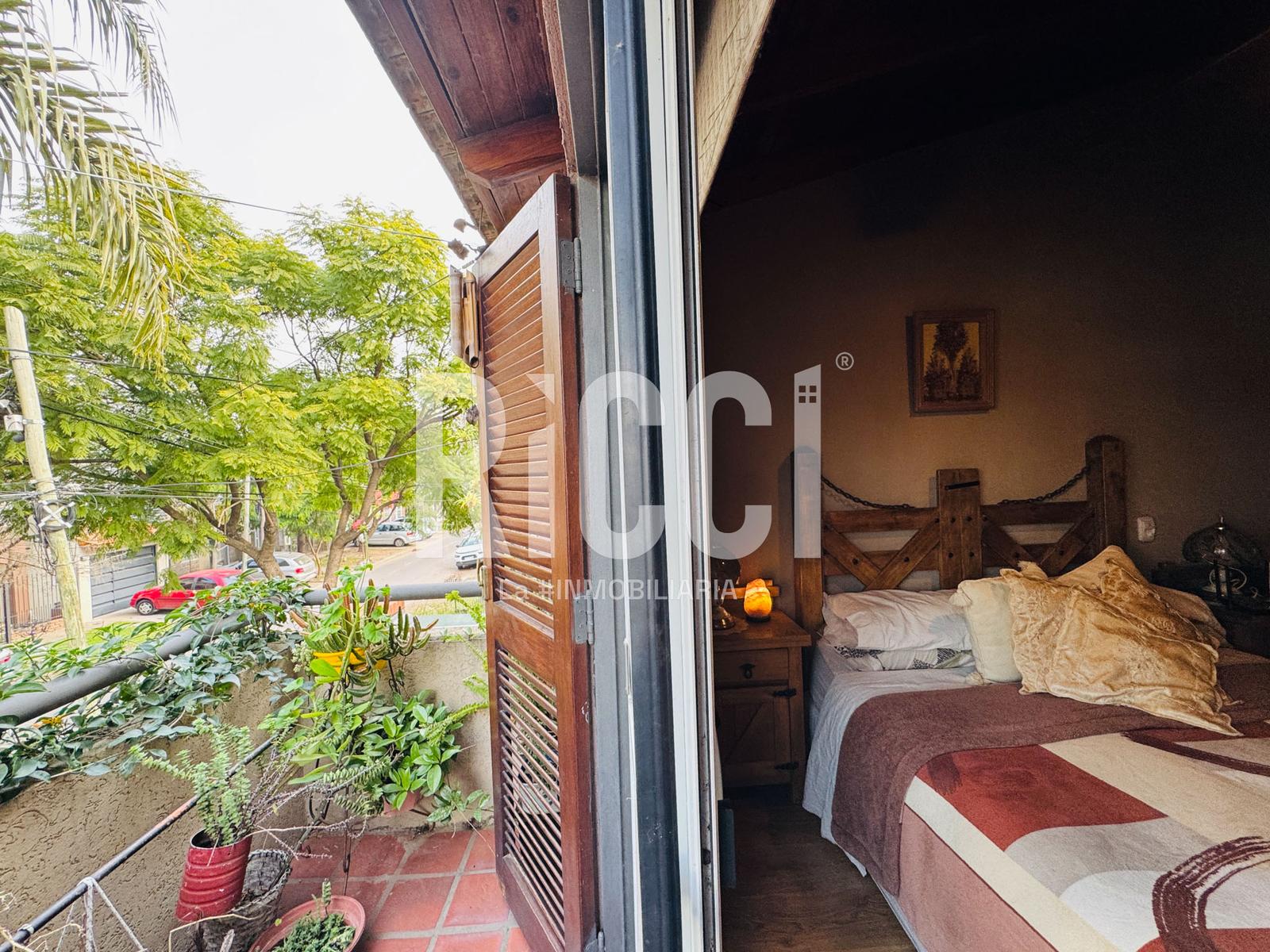 Foto Casa en Venta en Berazategui, G.B.A. Zona Sur Calle 25  al 3100