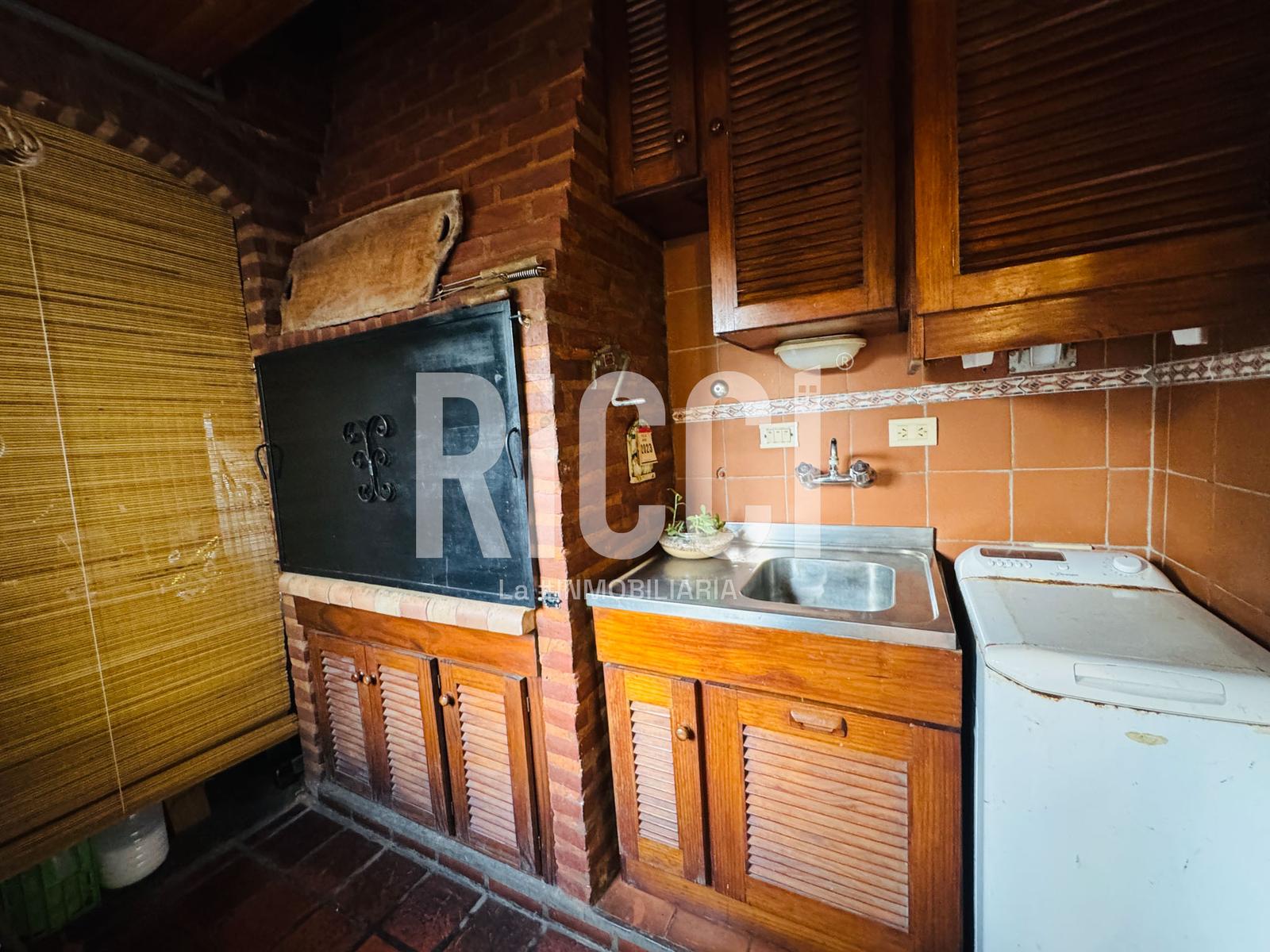 Foto Casa en Venta en Berazategui, G.B.A. Zona Sur Calle 25  al 3100