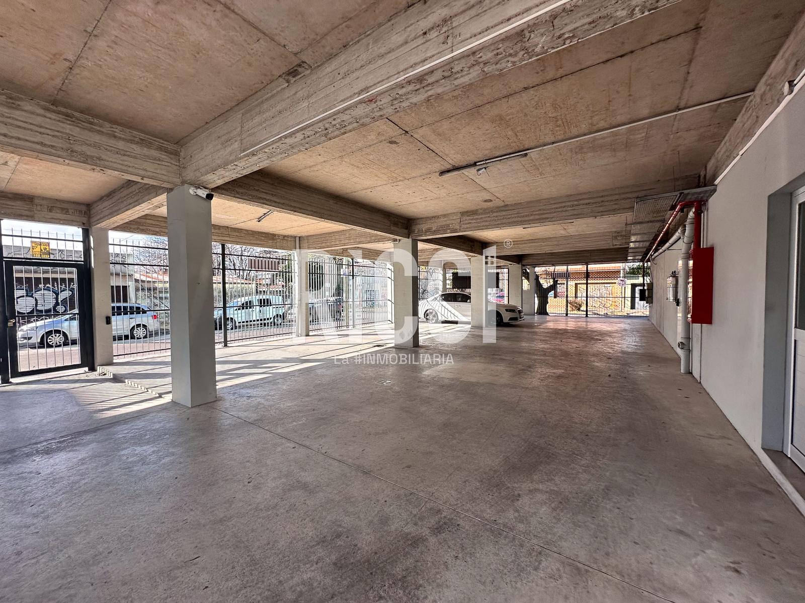 Foto Oficina en Venta en Berazategui, Berazategui Edificio comercial en venta con oficinas berazategui centro