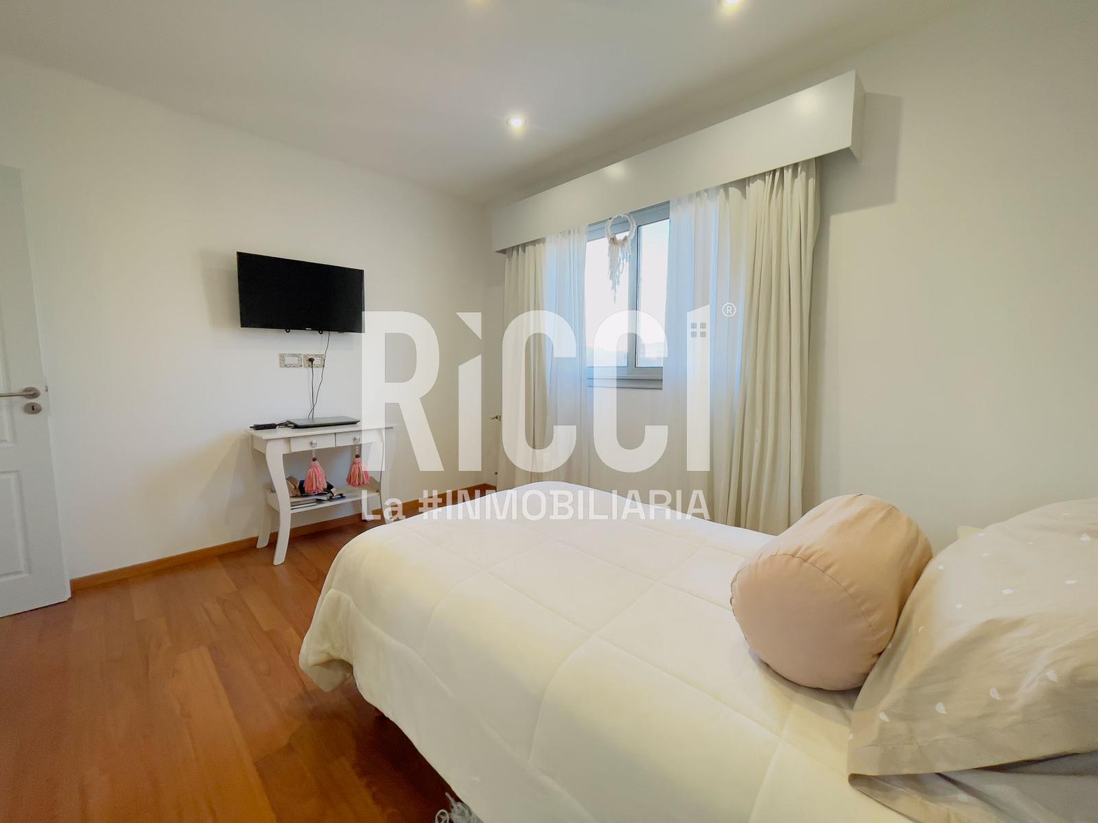 Foto Casa en Venta en Guillermo E Hudson, Berazategui 47 al 6700