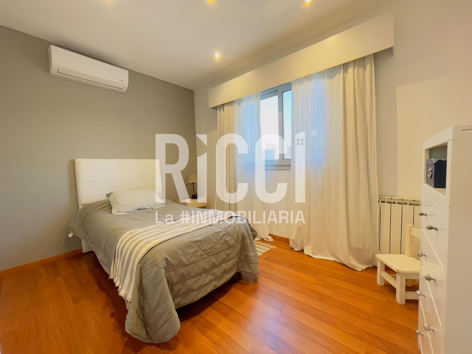 Foto Casa en Venta en Guillermo E Hudson, Berazategui 47 al 6700