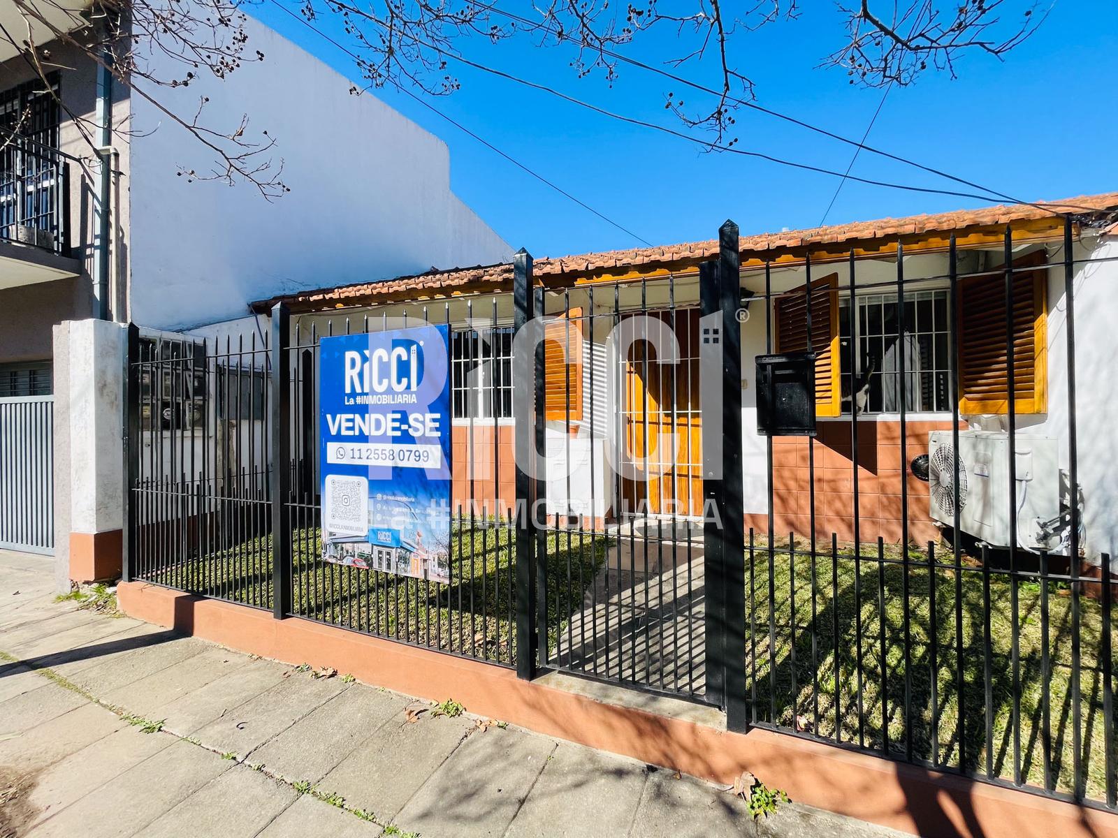 Foto Casa en Venta en Quilmes, Quilmes Madres de Plaza de Mayo al 500