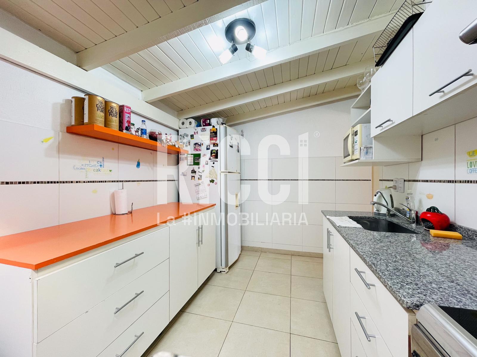 Foto Casa en Venta en Quilmes, Quilmes Madres de Plaza de Mayo al 500