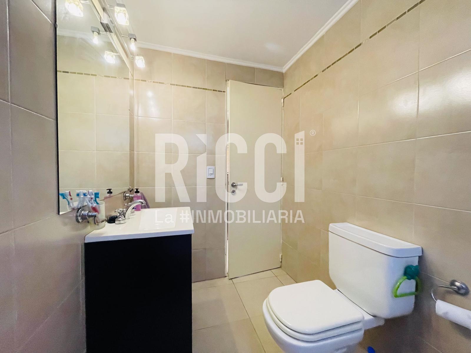 Foto Casa en Venta en Quilmes, Quilmes Madres de Plaza de Mayo al 500