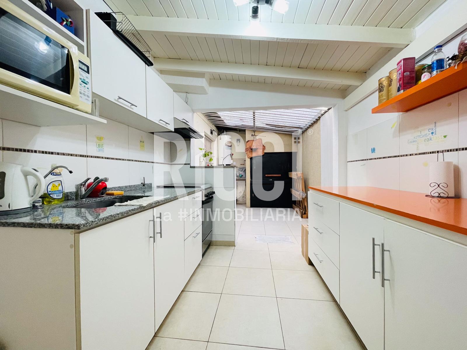 Foto Casa en Venta en Quilmes, Quilmes Madres de Plaza de Mayo al 500