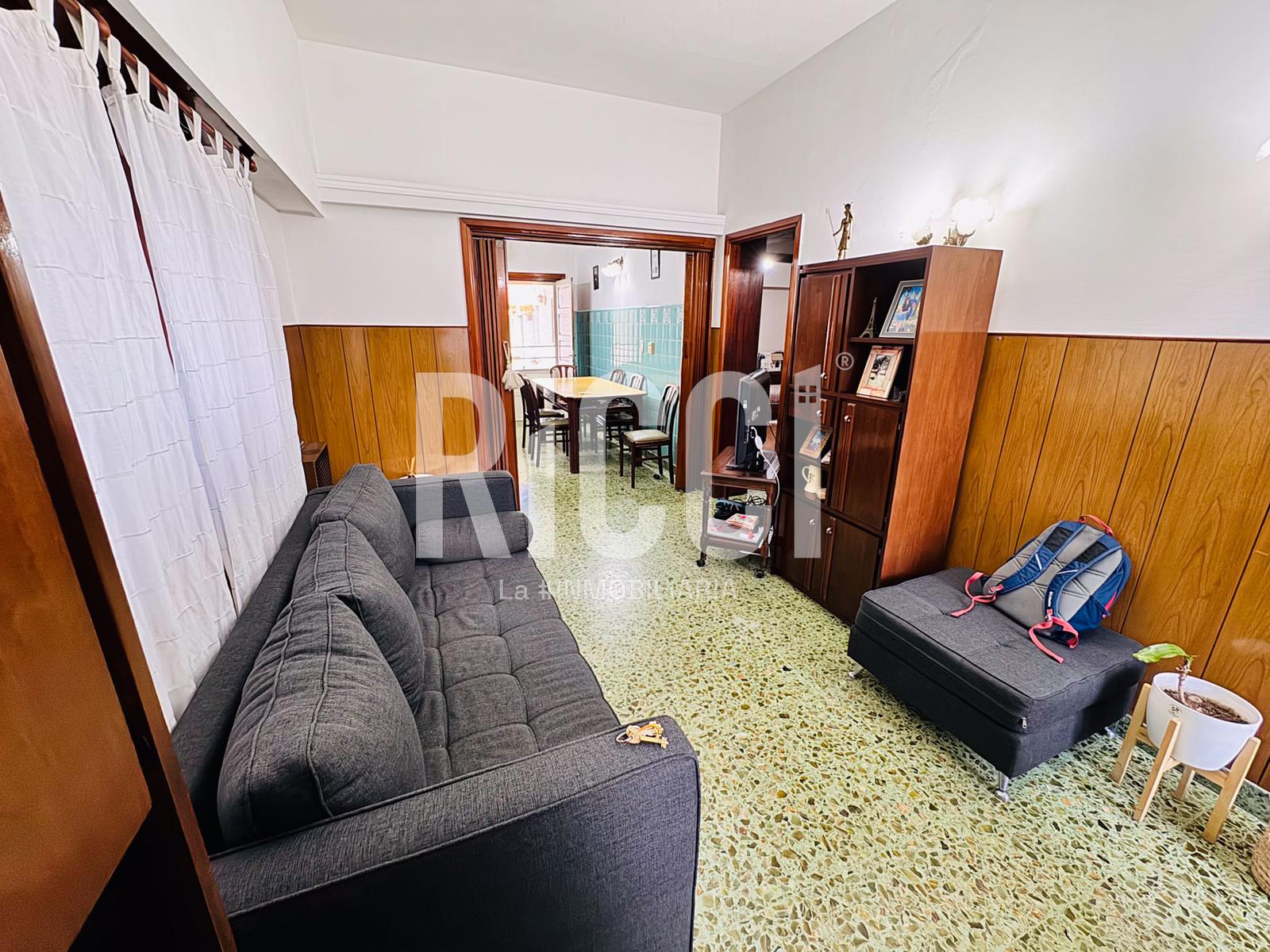 Foto Casa en Venta en Berazategui, Berazategui calle 10 al 4800