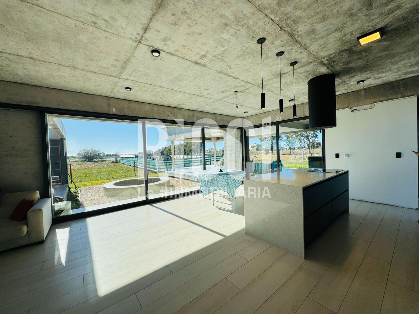 Foto Casa en Venta en Puerto Nizuc, Guillermo E Hudson casa 4 ambientes en venta en Puerto Nizuc Hudson