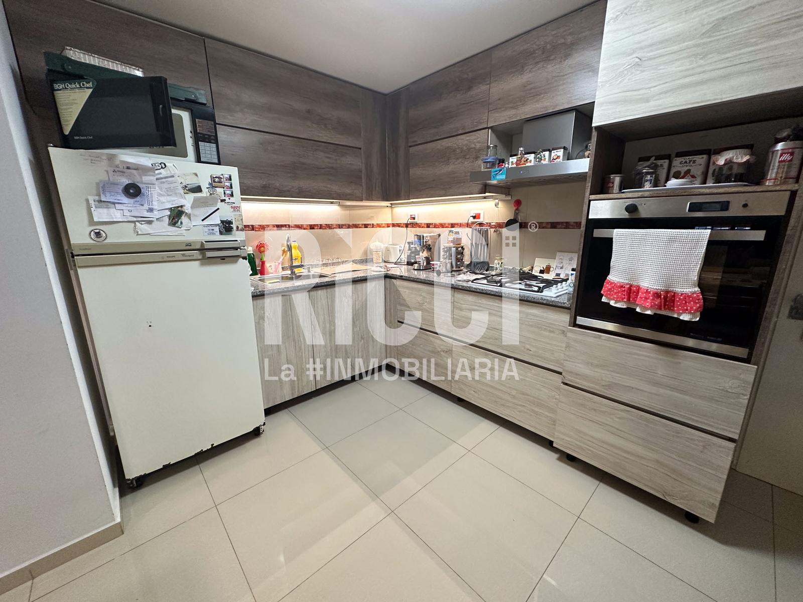 Foto Casa en Venta en Berazategui, G.B.A. Zona Sur 28  al 3600