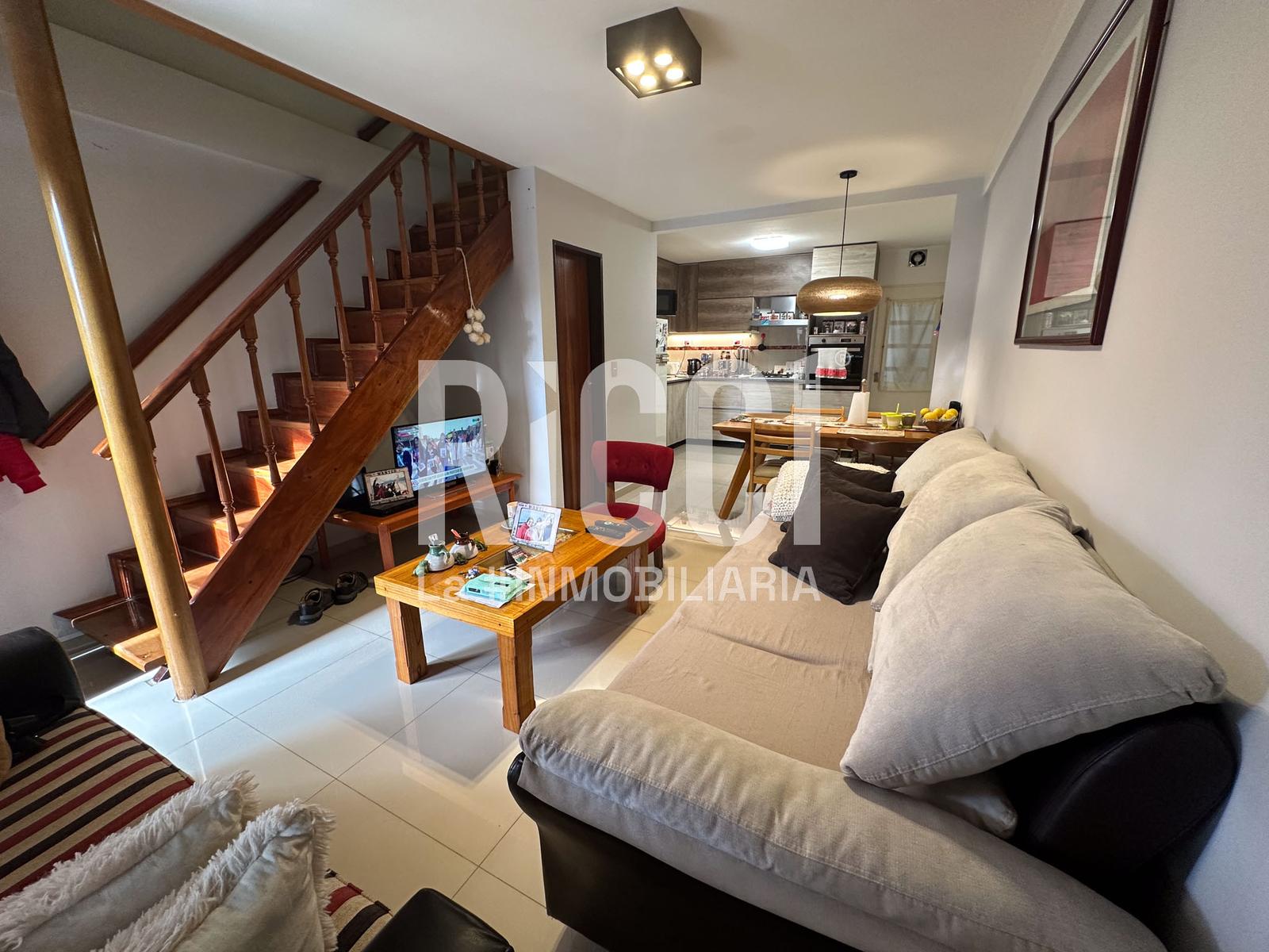 Foto Casa en Venta en Berazategui, G.B.A. Zona Sur 28  al 3600