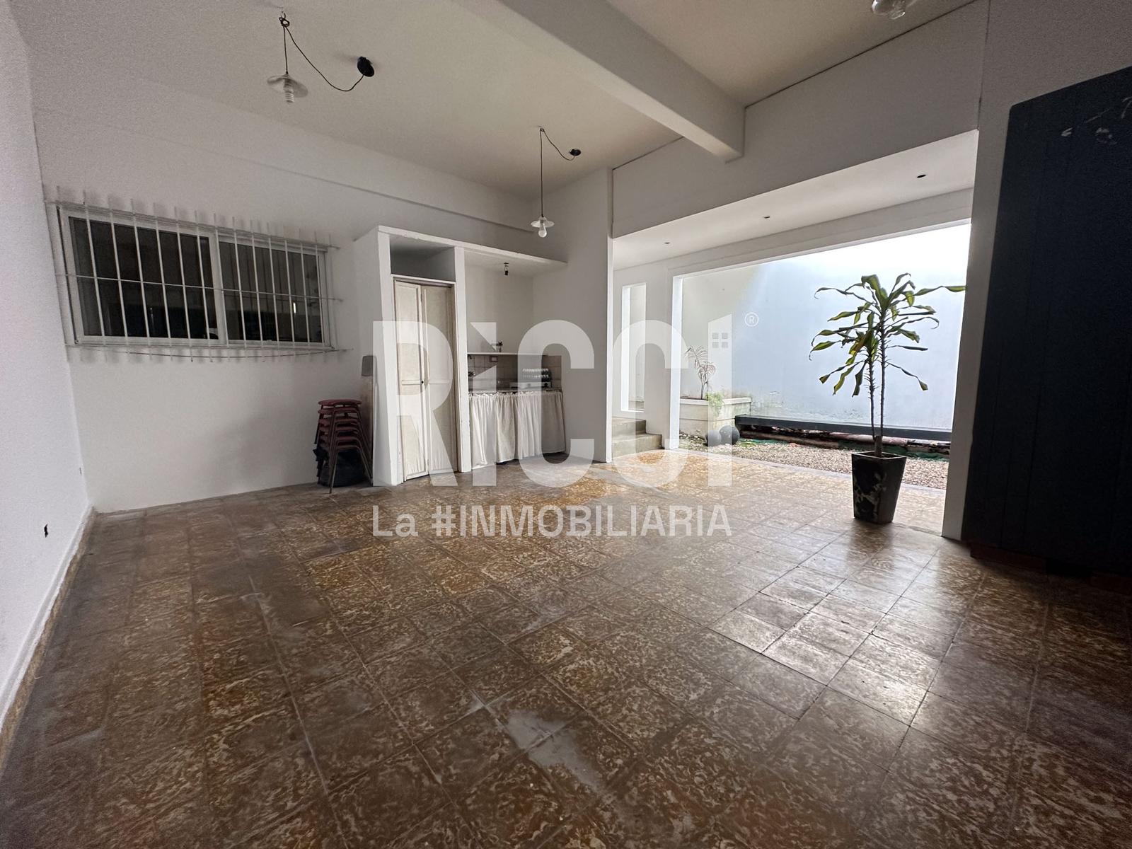 Foto Casa en Venta en Berazategui, Berazategui 9 al 4100
