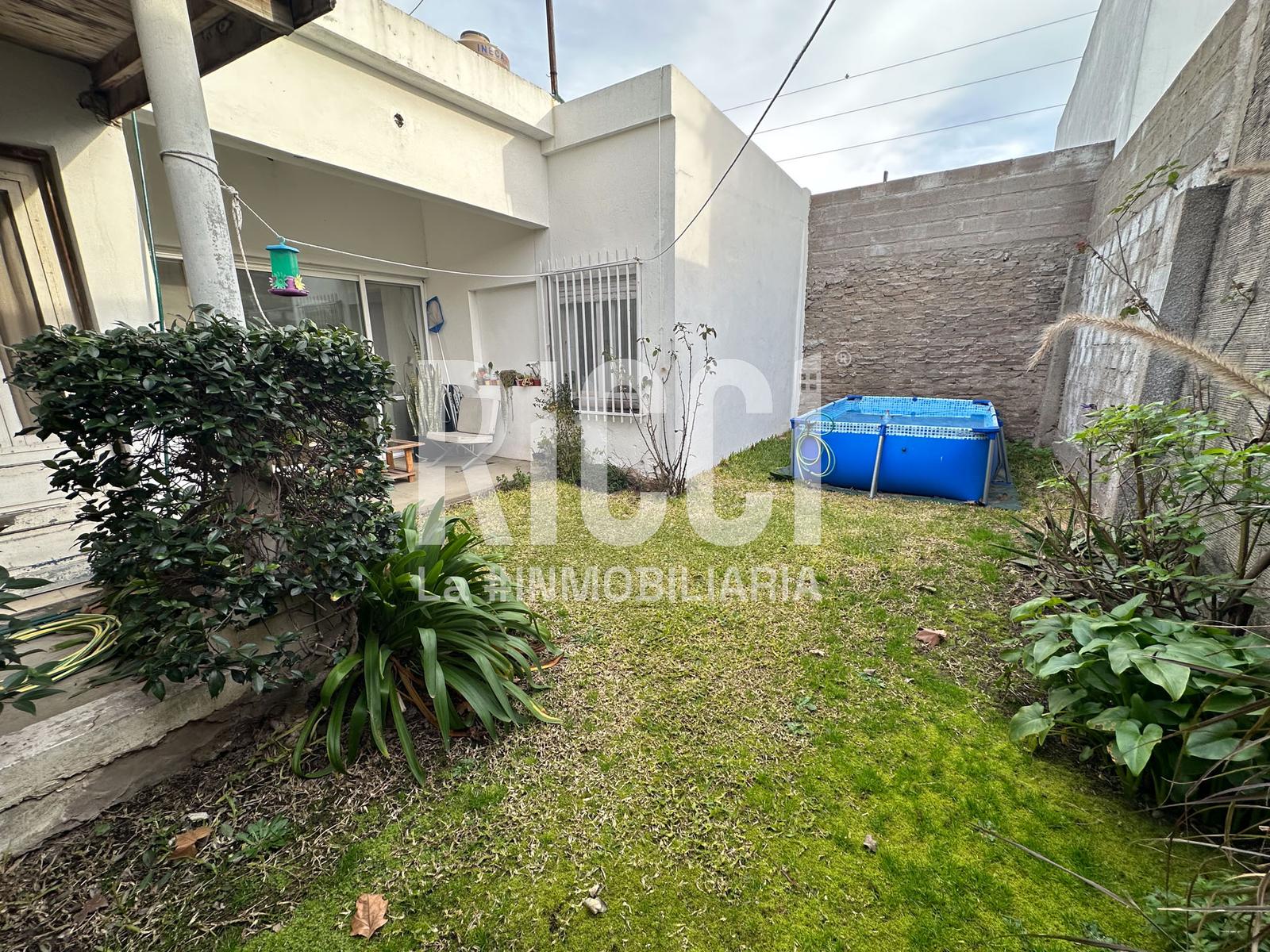 Foto Casa en Venta en Berazategui, Berazategui 9 al 4100