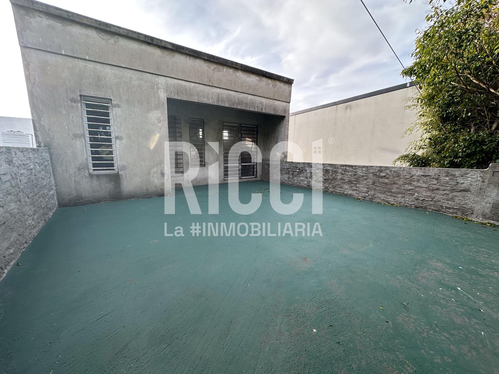 Foto Casa en Venta en Berazategui, Berazategui 9 al 4100