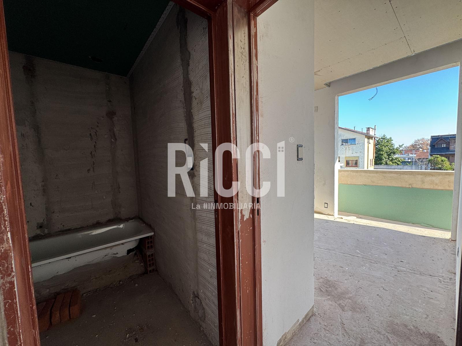 Foto Departamento en Venta en Quilmes, G.B.A. Zona Sur Andres Baranda  al 100