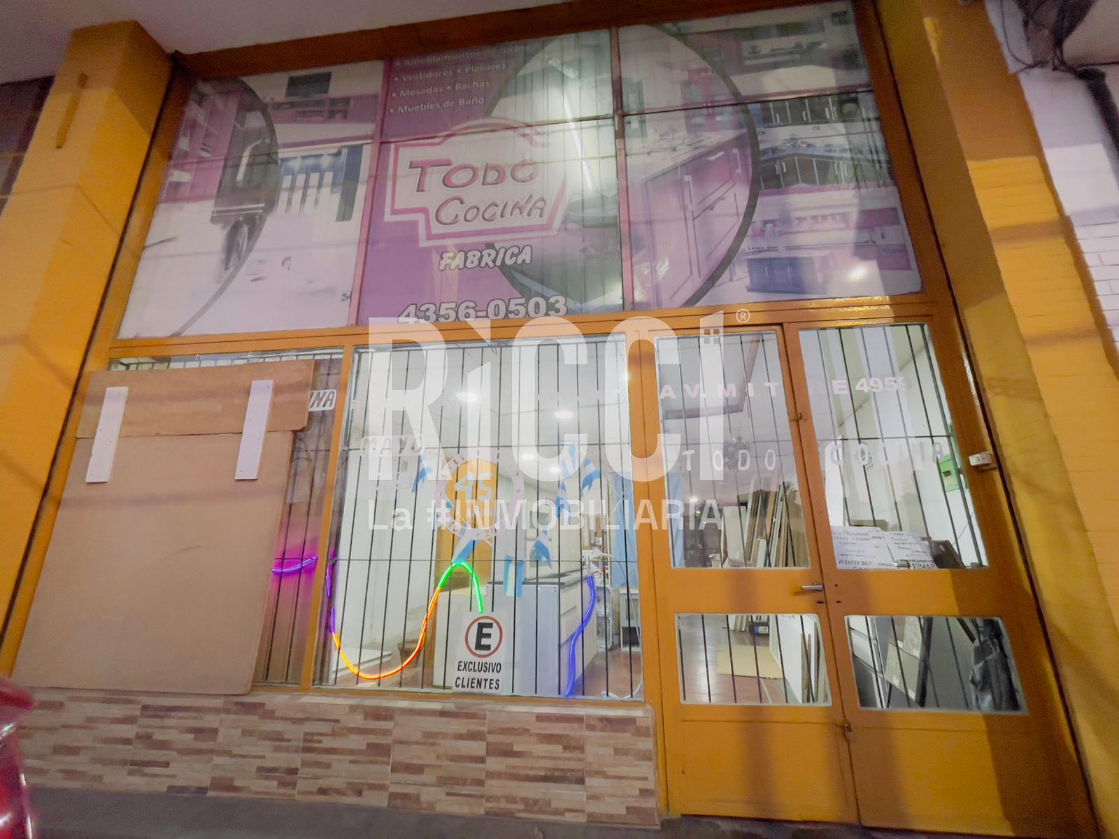 Foto Local en Venta en Ezpeleta Este, Quilmes Avenida Mitre al 4900