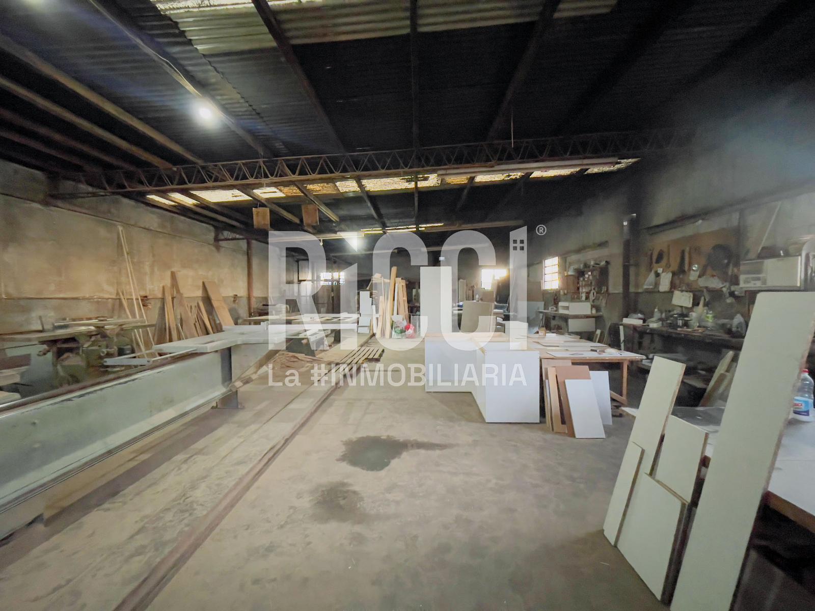 Foto Local en Venta en Ezpeleta Este, Quilmes Avenida Mitre al 4900