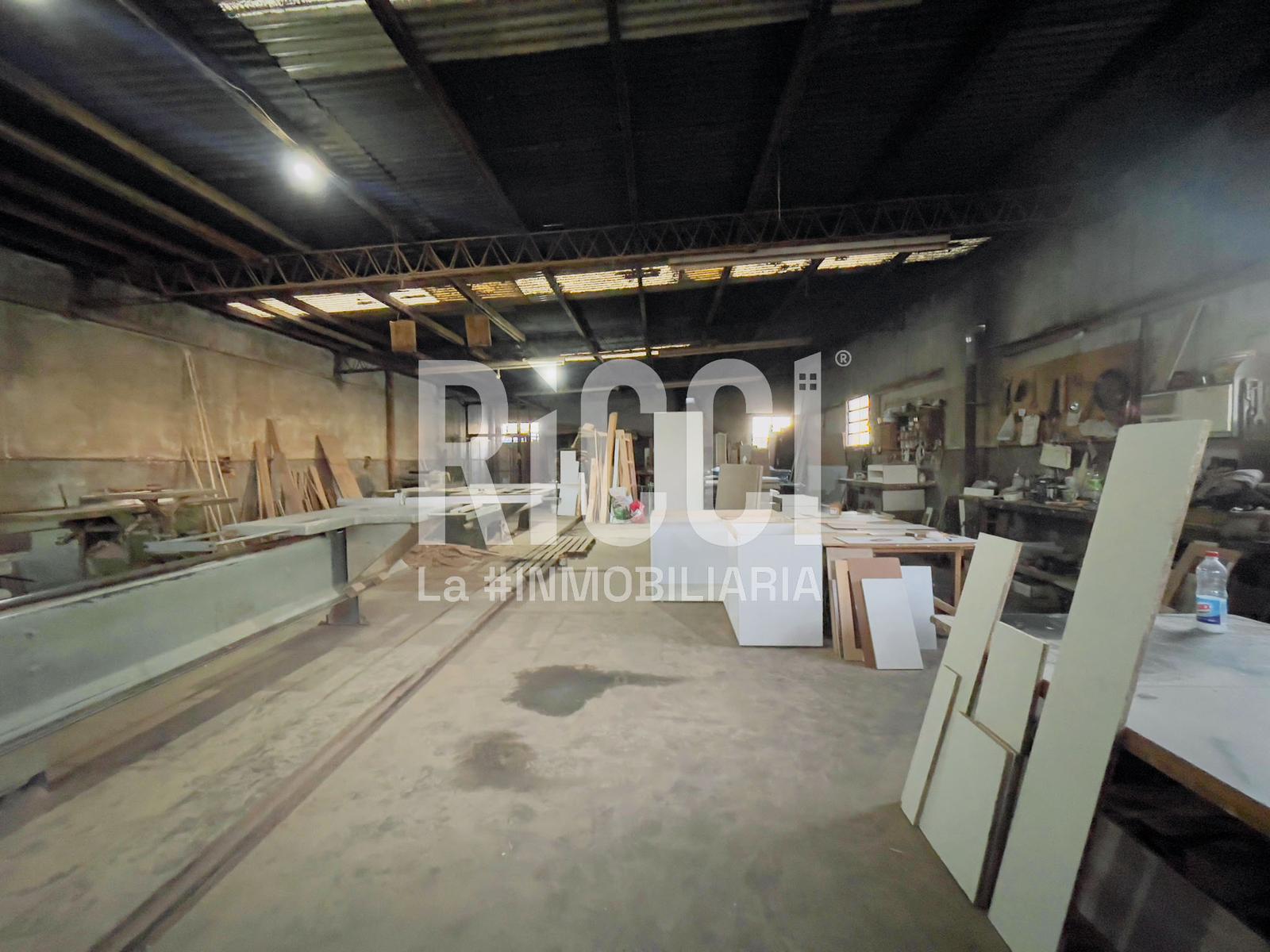 Foto Local en Venta en Ezpeleta Este, Quilmes Avenida Mitre al 4900