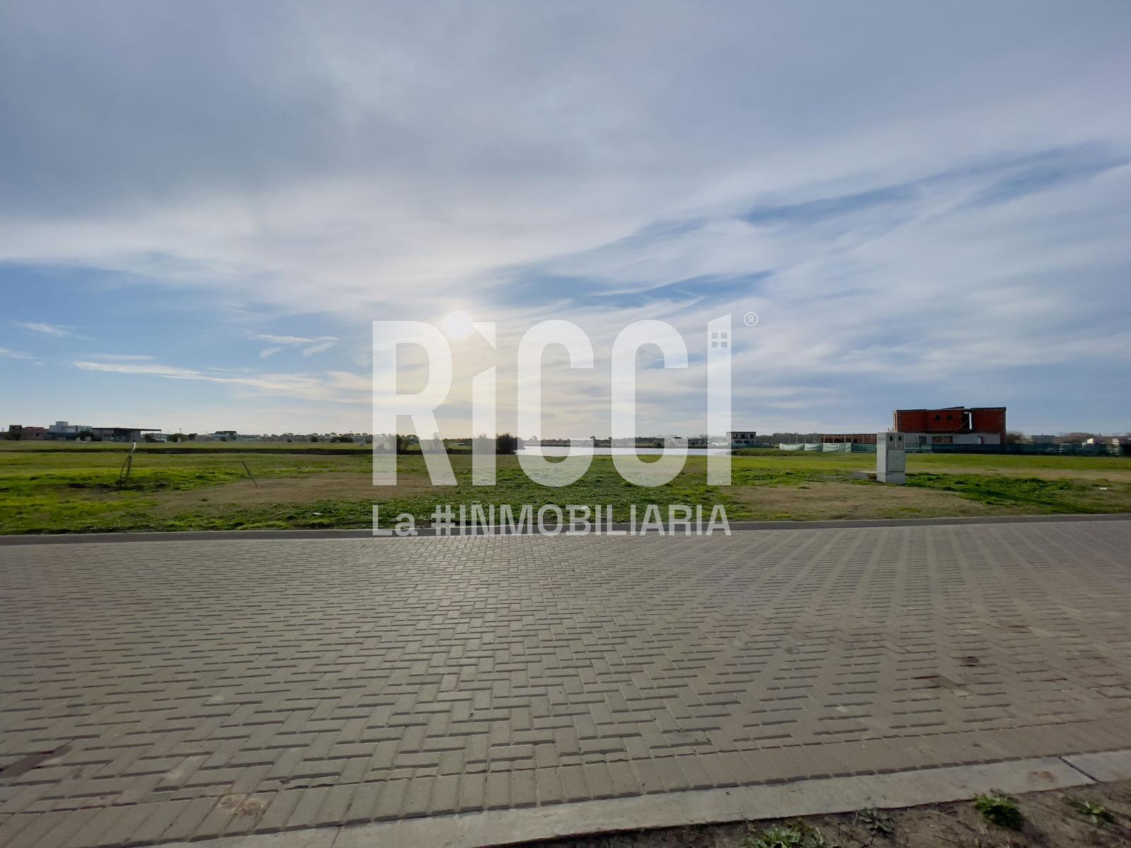 Foto Terreno en Venta en Guillermo E Hudson, Berazategui El Cano, Pueblos del Plata, Hudson