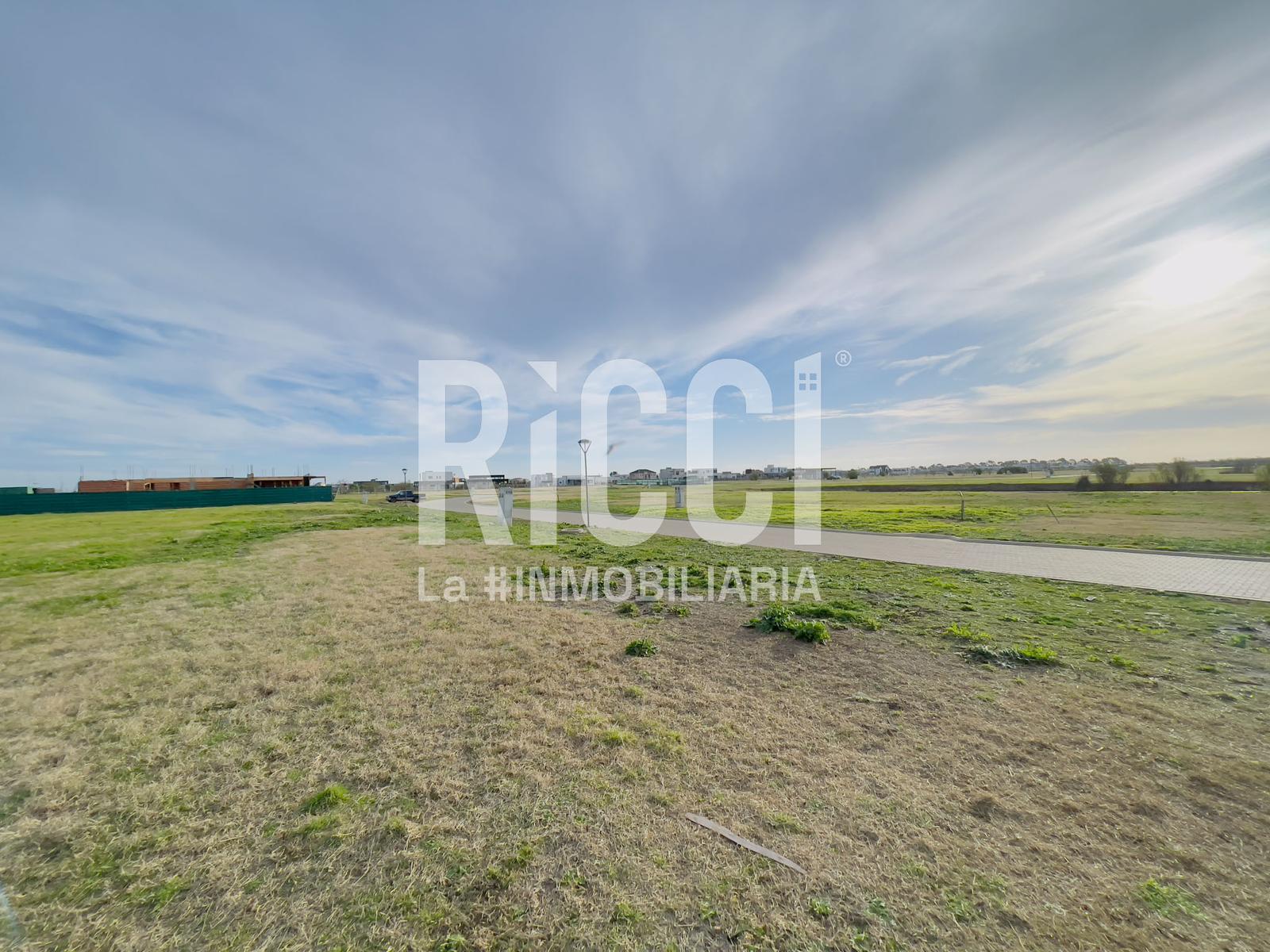 Foto Terreno en Venta en Guillermo E Hudson, Berazategui El Cano, Pueblos del Plata, Hudson