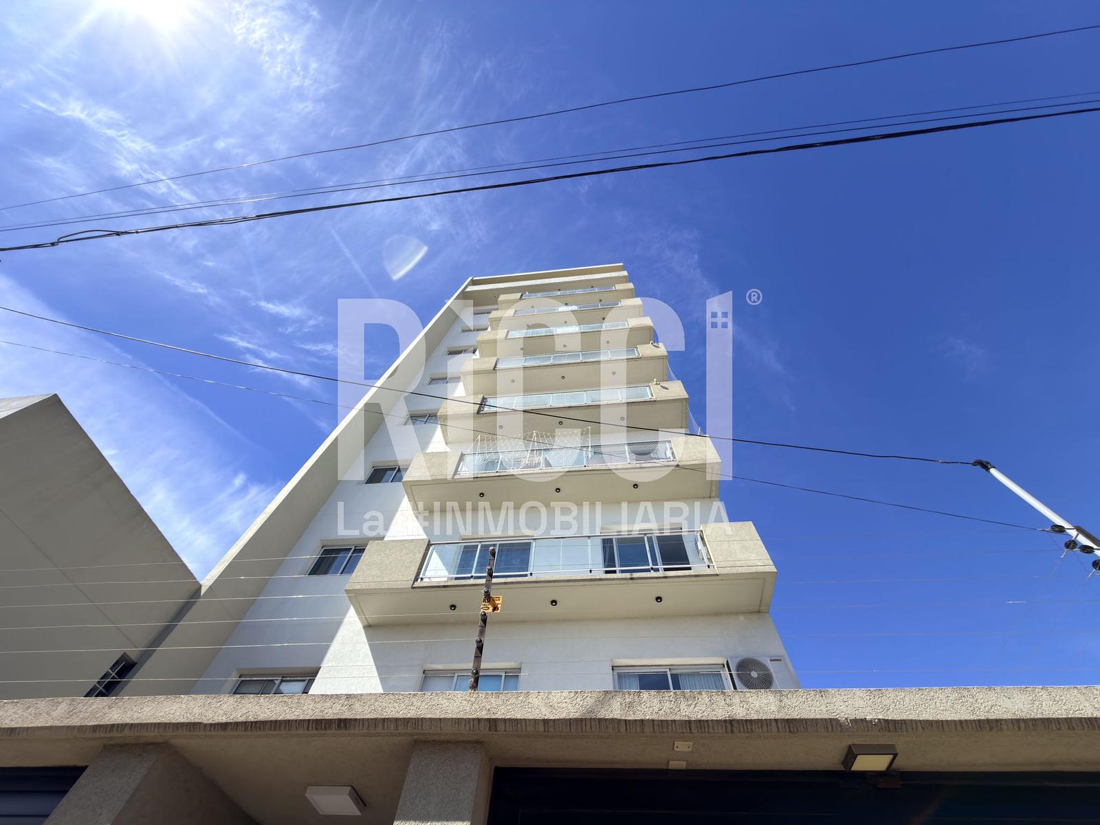 Foto Departamento en Venta en Berazategui, Berazategui 146 y 7