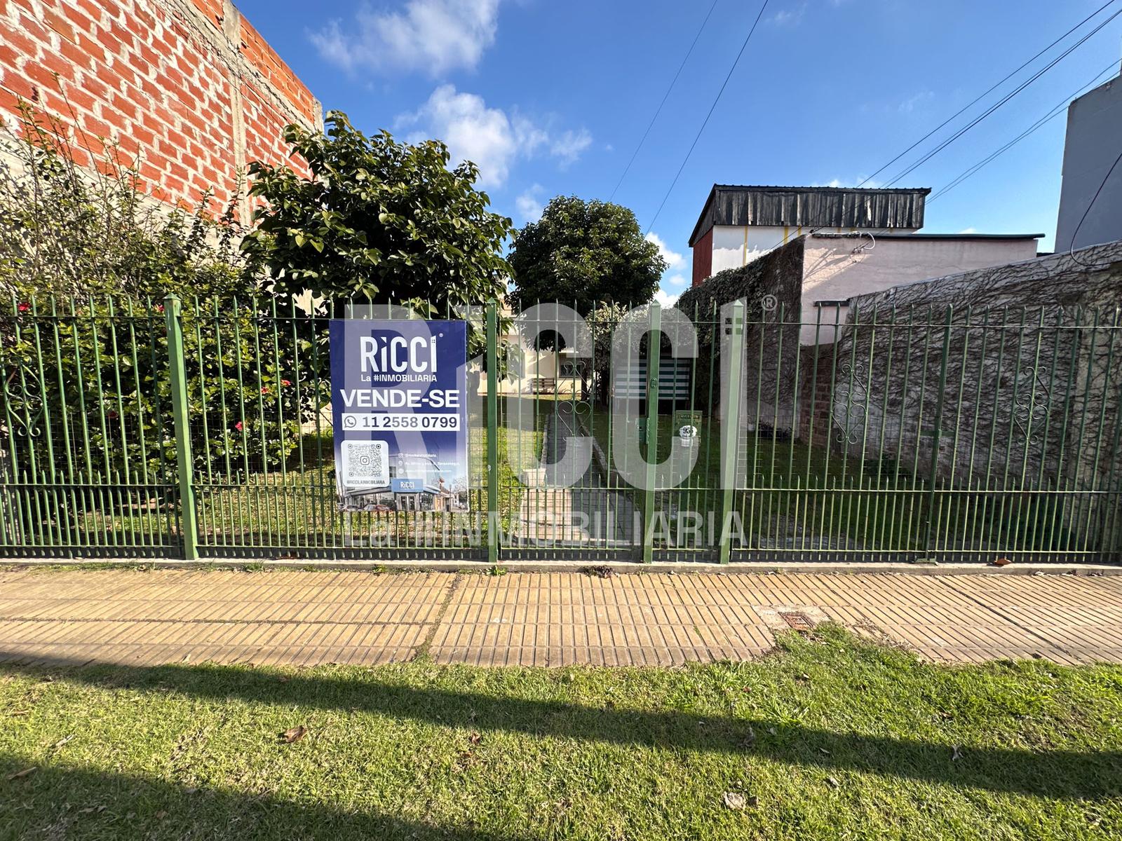 Foto Casa en Venta en Berazategui, Berazategui 139 al 900