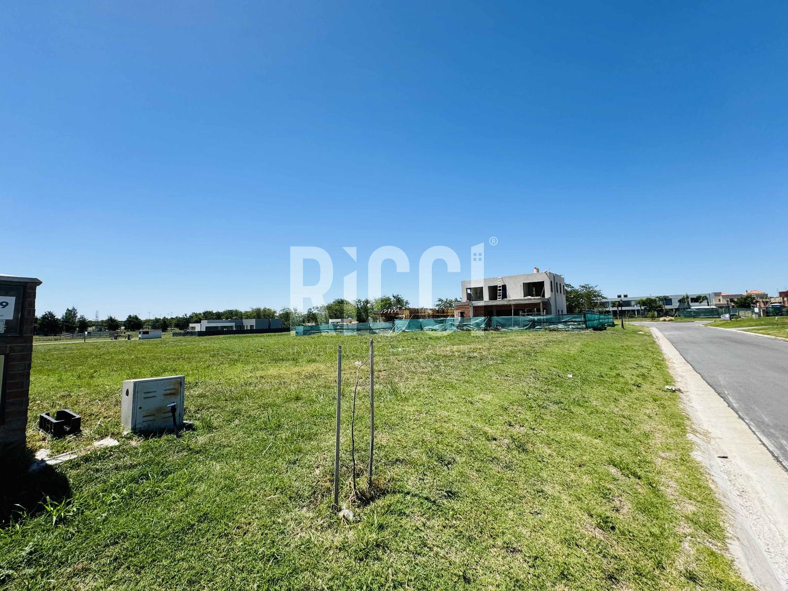 Foto Terreno en Venta en Guillermo E Hudson, Berazategui Lote en venta  Barrio Cerrado San Juan Chico 